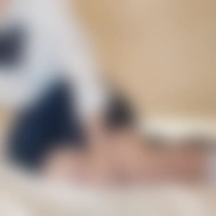おちんちん挿れたい♡ パンツが染みるほど濡れて制服エッチ＆中出しでベトベト！！

本編
https://myfan