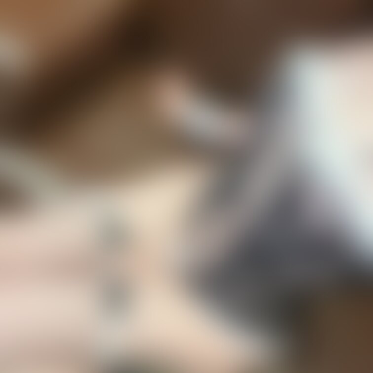 えっちなコスプレしたの♡
どうかな?似合う?
スケスケ編み編み///
際どいヤツ好きでしょう?♡