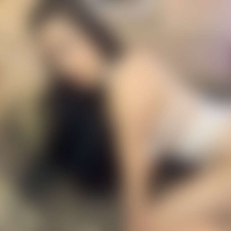 お尻も好きなの知ってるよ…♡
いいね待ってる！

I know you like your butt too...