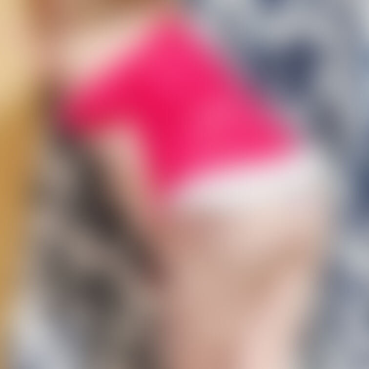 変態サンタ②

ノリノリで可愛く自撮りしてました😍

ハメ撮りを妻が自撮り棒で撮影したりこの日は最高でした😆
