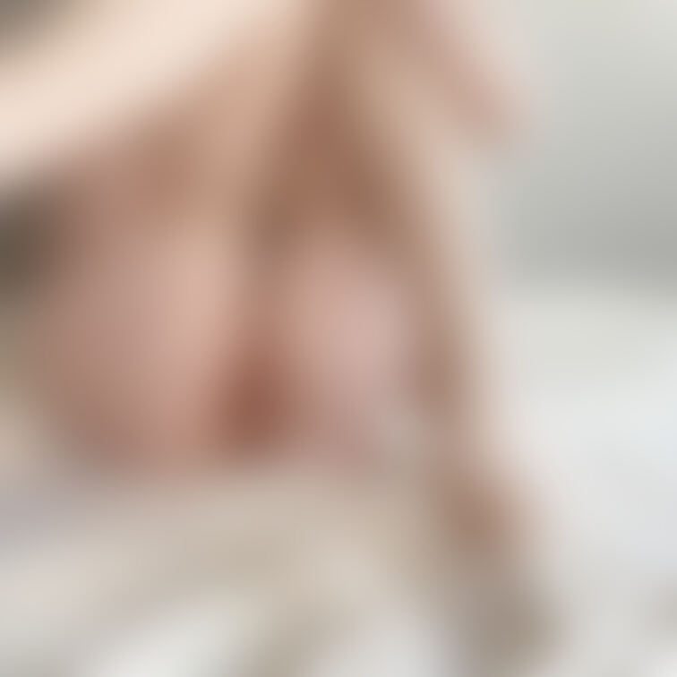 パンストも脱いじゃいました🥺💕
