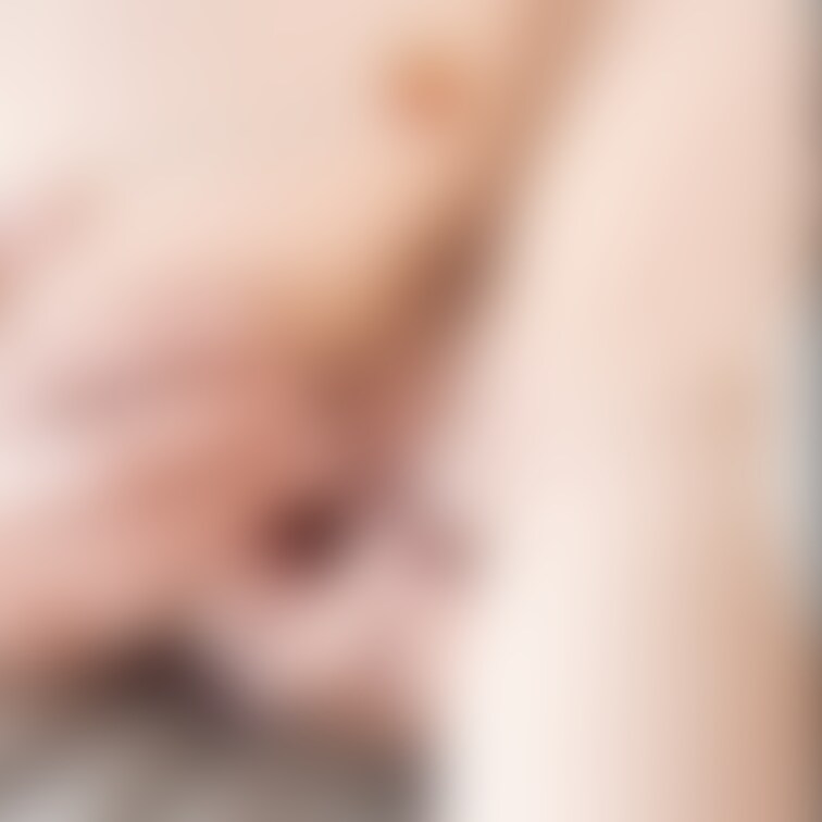 動画予告でーす♬
愛撫無しでローション垂らして即指入れでイッちゃうアナル丸出しのpeach🍑
ほんと逝きやすい体😍