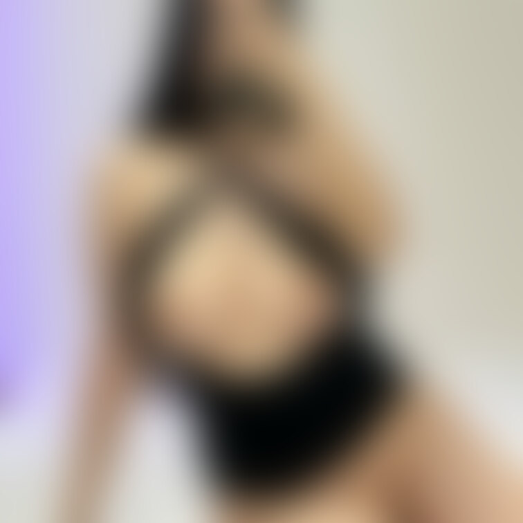お気に入りのブラックワンピース🖤