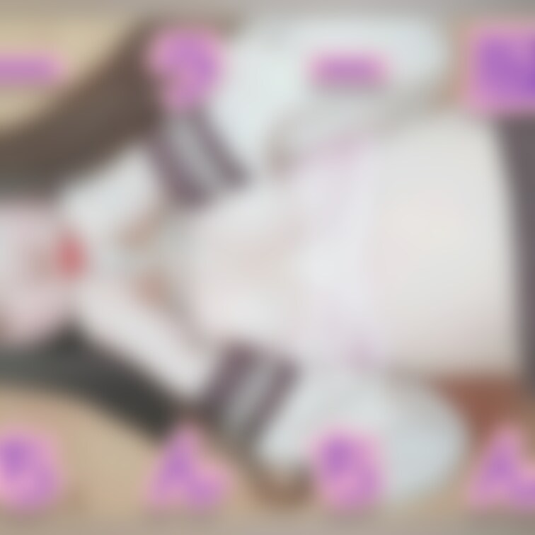 高画質✨Cosplay Japanese school uniform. Playing with a penis to