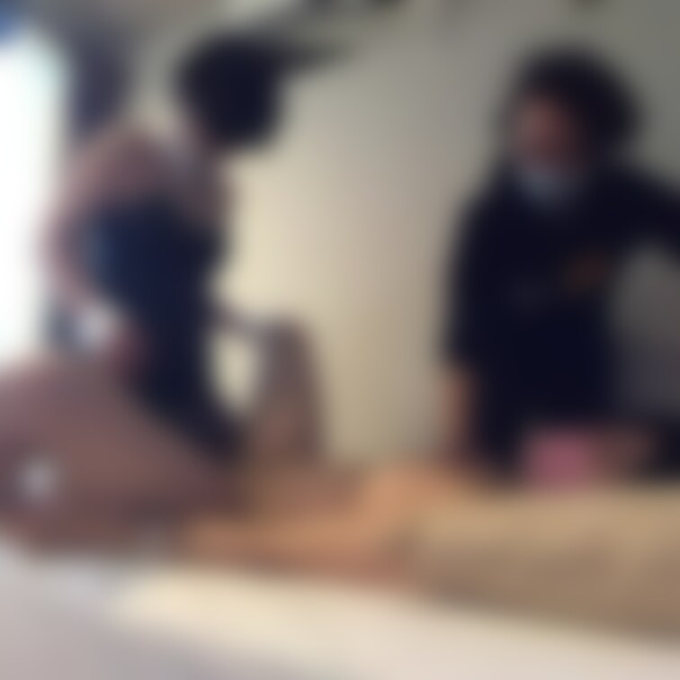 【別アングル】
後半に主観フェラシーンあります。
ゆりちゃんの旦那さんに撮影してもらいました。