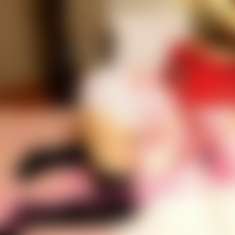 ○○○パンツを履いた四つん這いポーズはどうですか?
今回は少しいろんな角度で
