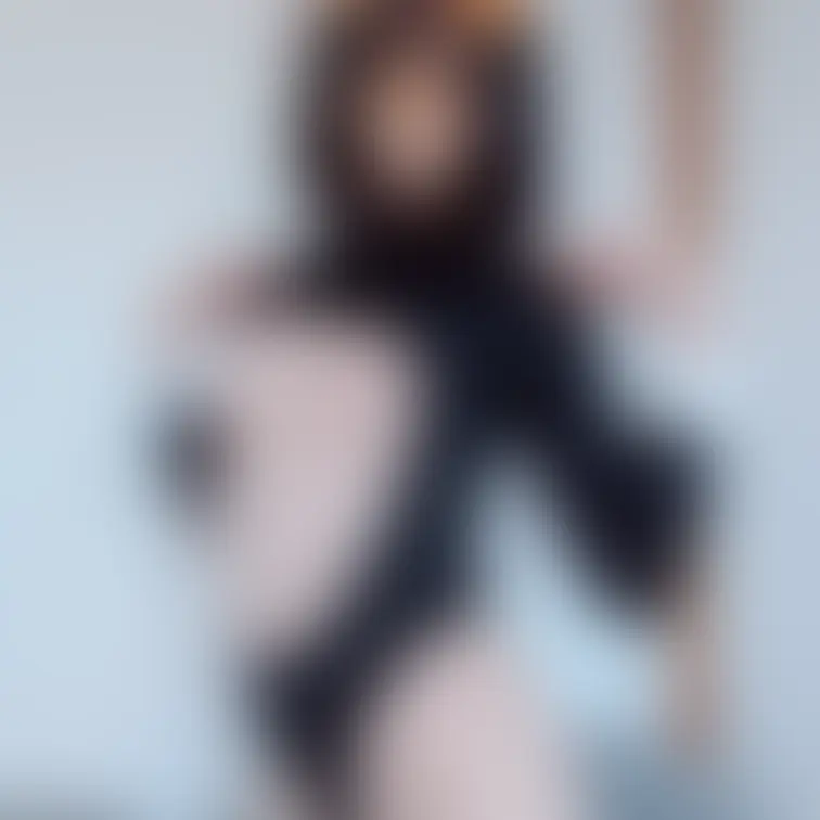 エプロンなし立ち姿＆股間まるみえ立ち姿＆お尻みせ🍑

えちぃレオタードだいすき🦊