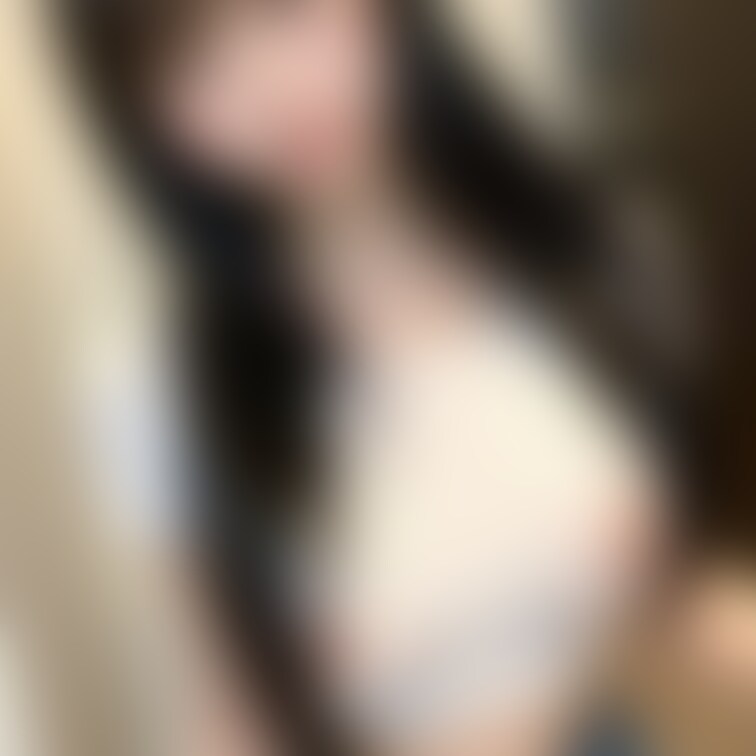 変な服着てるギャルちゃん