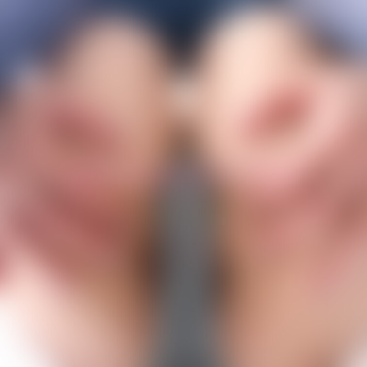 おま💖こはみ出しちゃってるの好きだよ〜〜💓
って紳士さまに舐められ待ちの人妻です😍💕