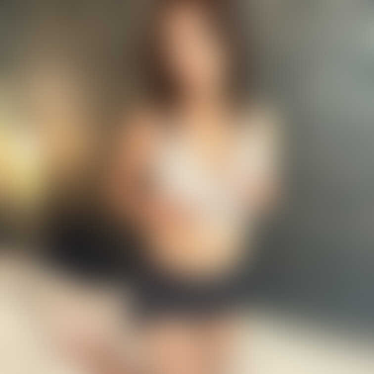 2月もよろしくお願いします♡
今日はベッドでゴロゴロ怜子をお届け♬