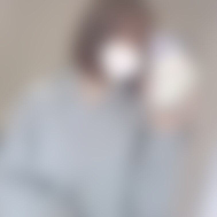 ［玄人向けプラン］久しぶりにこのパーカー着た！めがねもあるよ！

自撮り３枚

朝時間があったから自撮りした☺️