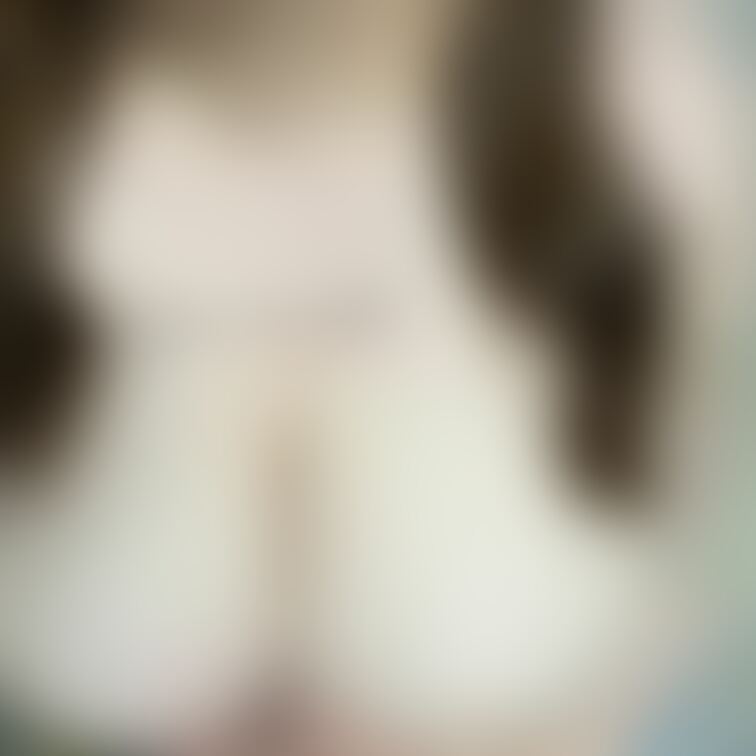 今日は深夜に誕生日の日に載せる写真撮ってた！アイラインでHappy birthdayって書いたんだけど下手くそすぎてへこ