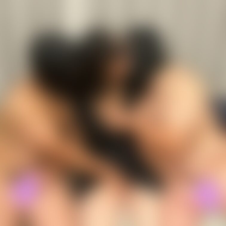 <本日の1枚>
Yuriは旦那の目の前で、他の男性と熱いキスを交わすのが大好きです…