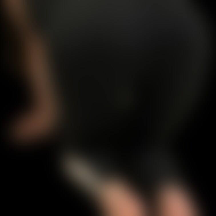 冬パジャマで着てもらっているレギンスです!
ピチピチ包まれたセクシーなお尻をご覧ください。
少し痩せて緩くなってきた
