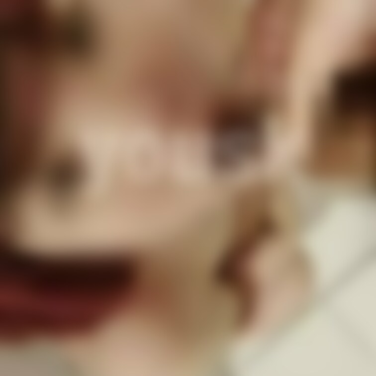 アパレル店員/22歳/Gカップ
生まれて初めてのおしっこ飲み
リアクションが可愛い