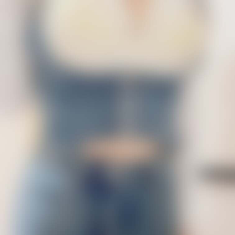 ＫカップとＳサイズのサロペット🍼
風邪を引いちゃったので、動画が無しでごめんなさい🙏💦