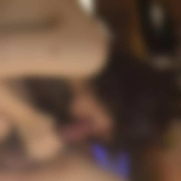 嫁ちゃん
単独巨根さんへの貸し出しSEXです。
半分くらいしか咥えられなかったくらい大きくて、人生一感じてました。
