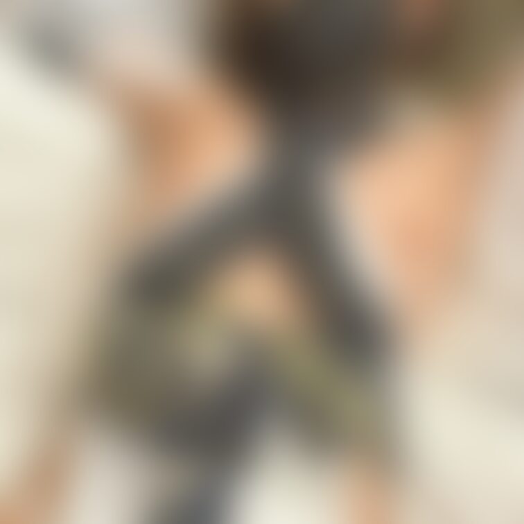 こんばんは…ましろです🌙



新しい年が始まって、みんなは「ましろ始め」してくれた？💗✨

まだなら、今夜