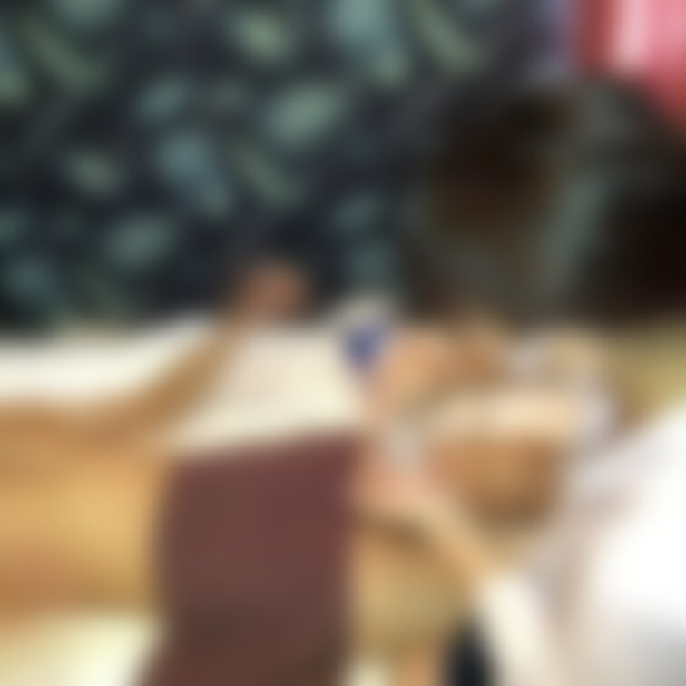 ［ファン限定フル動画］🎁

綺麗な足の彼女に僕は恋してしまいました。