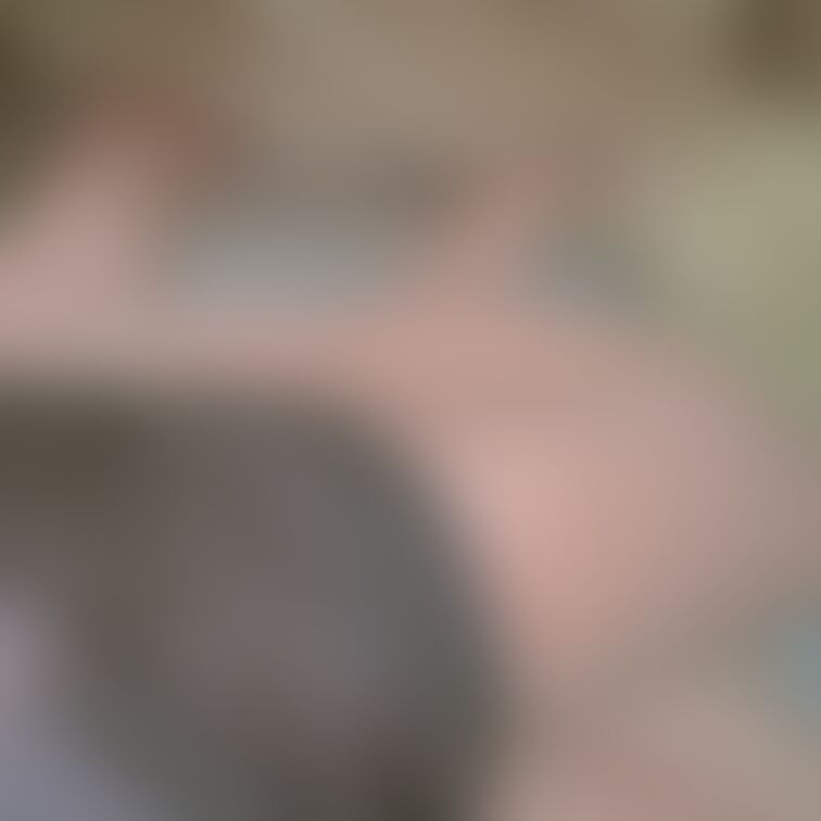 ふとももと足の裏〜🐾
近距離からの接写です！