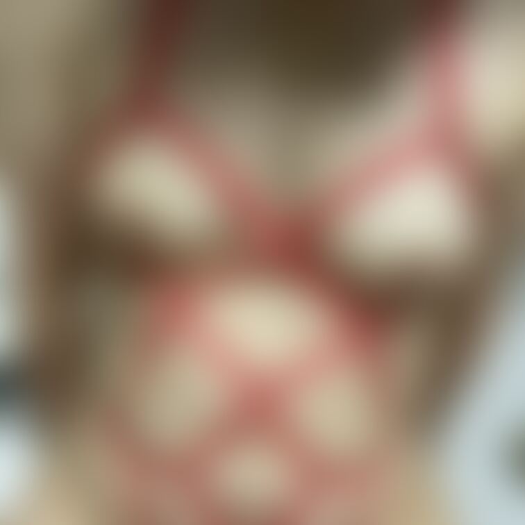 赤いランジェリ