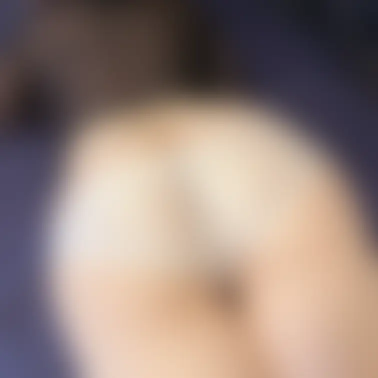 スケスケ食い込みパンティで割れ目こんもりです😘
このパンティはAmazon欲しリスからのプレゼントで、大のお気に入りで