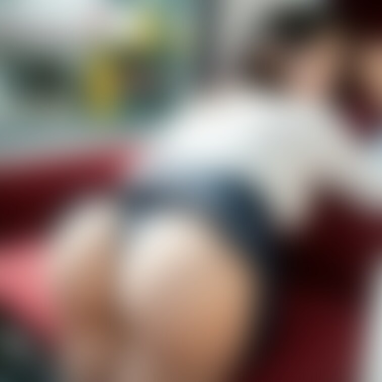 車内で撮影。
かわいいと思ったらいいね、フォローお願いします！