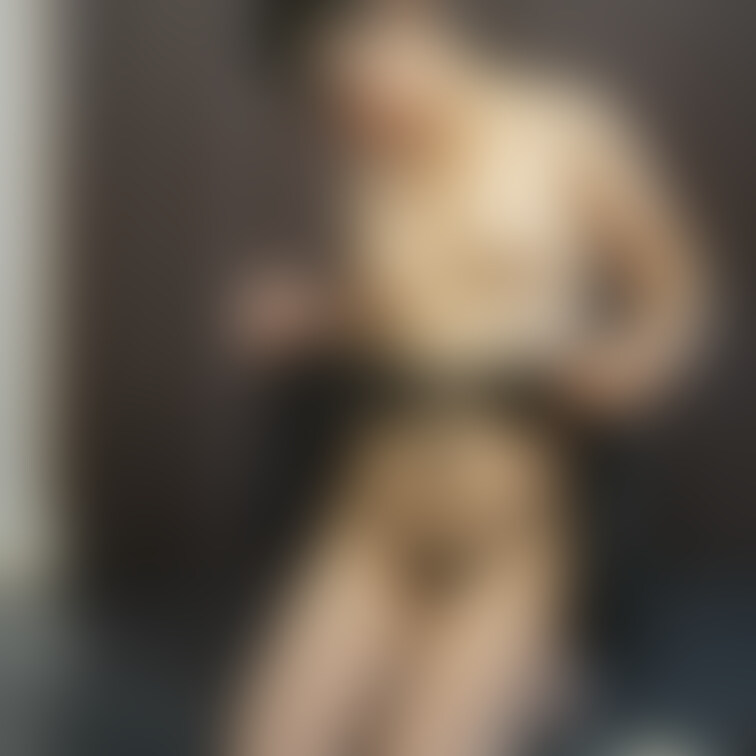 撮影中の一コマ...
こういう写真も需要ありますか？
♥でリアクションよろしくおねがいします