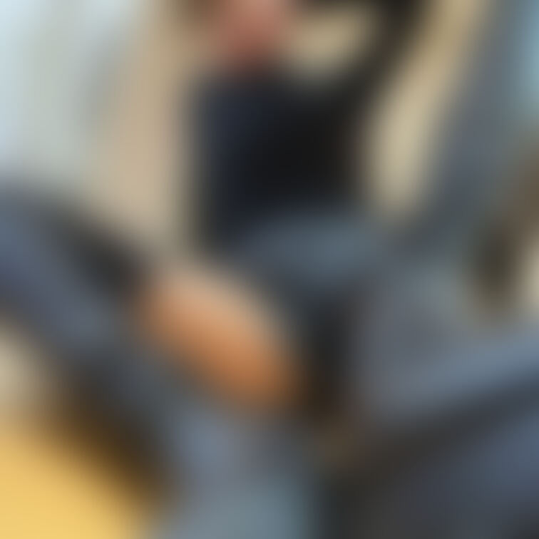 大人女子の黒ストとブーツ写真臭❤︎