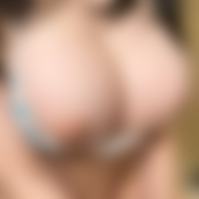 乳首しゃぶって🥺💓