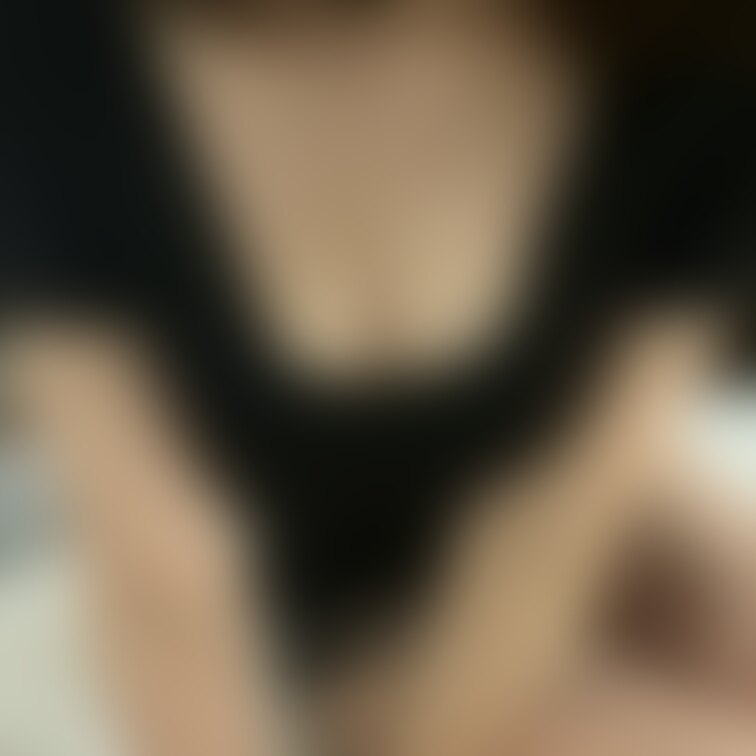 おはよう♡
今日も彼にお目覚めフェラしてあげたよ♡
寝てるところ襲うの大好きなんだよね🫢💕