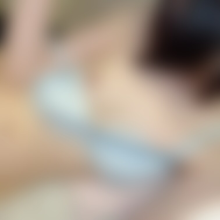 下着は薄ピンク色が好きだけど
2番目に水色が好き₍ᐢ. ̫.ᐢ₎
シアーな透けてる生地だとキュンとする🐧

何色
