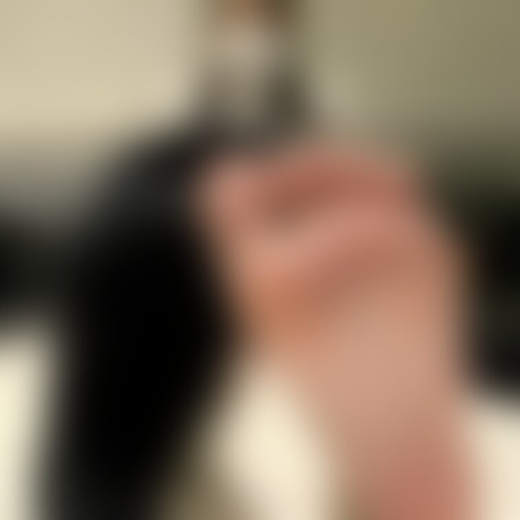 ゆいな/20歳/美容師アシスタント✂️ ①
 
 足のサイズ：22cm