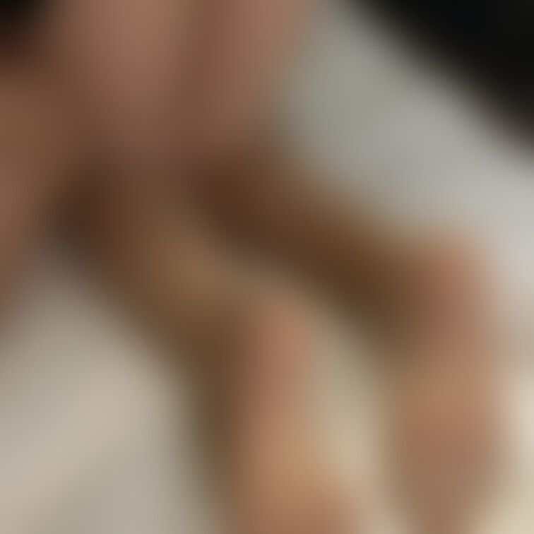 仕事してきたあとのストッキング履いた臭い足
嗅ぎながらバカにしたら興奮してまんこ濡らした変態○○○親
