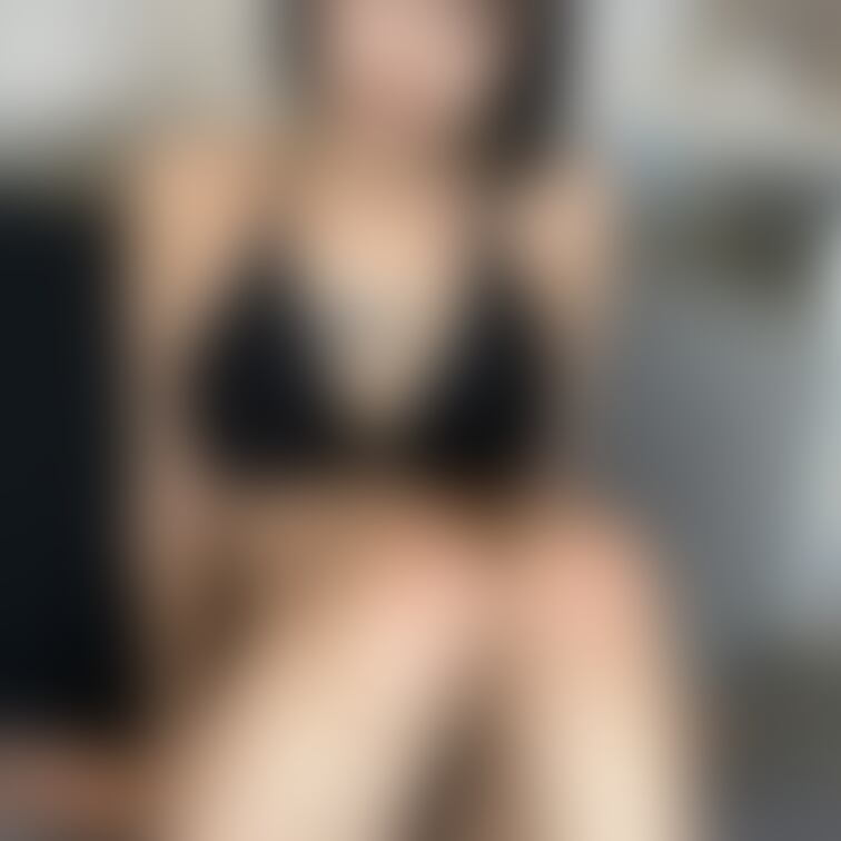 黒ビキニ👙🖤