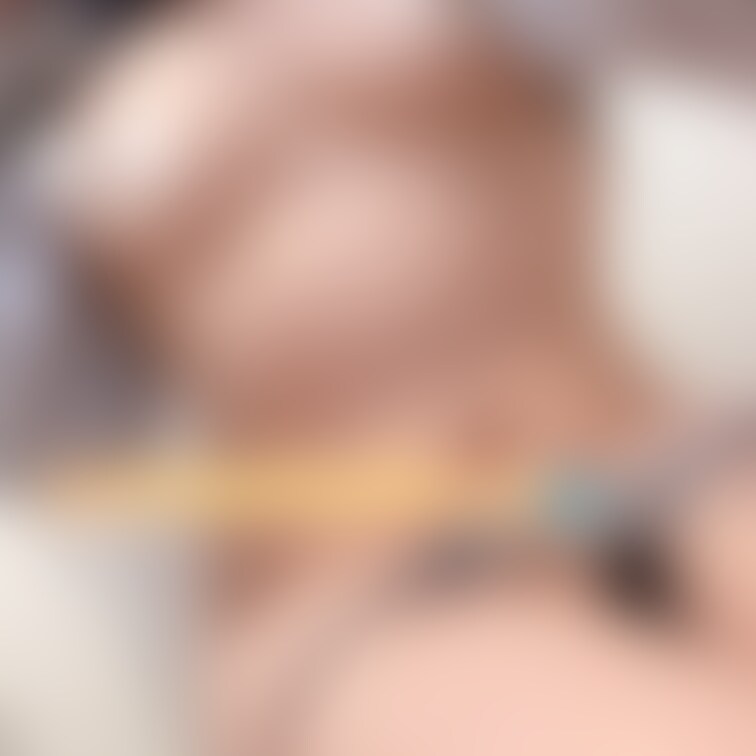 🥰Smileぷらん🥰
トイレ行くとぬぎぬぎしがち🤭おっぱい弄りながらおしっこするの気持ちいいの💛