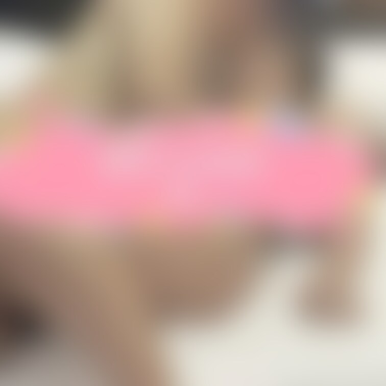 寝取られ動画⑤
微妙な所へのマッサージからキス。
声が出そうで出なかった焦らしプレイから...
いよいよ声が漏れち