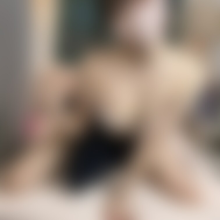 ちらっ🐰
この体勢おっぱい盛れます。