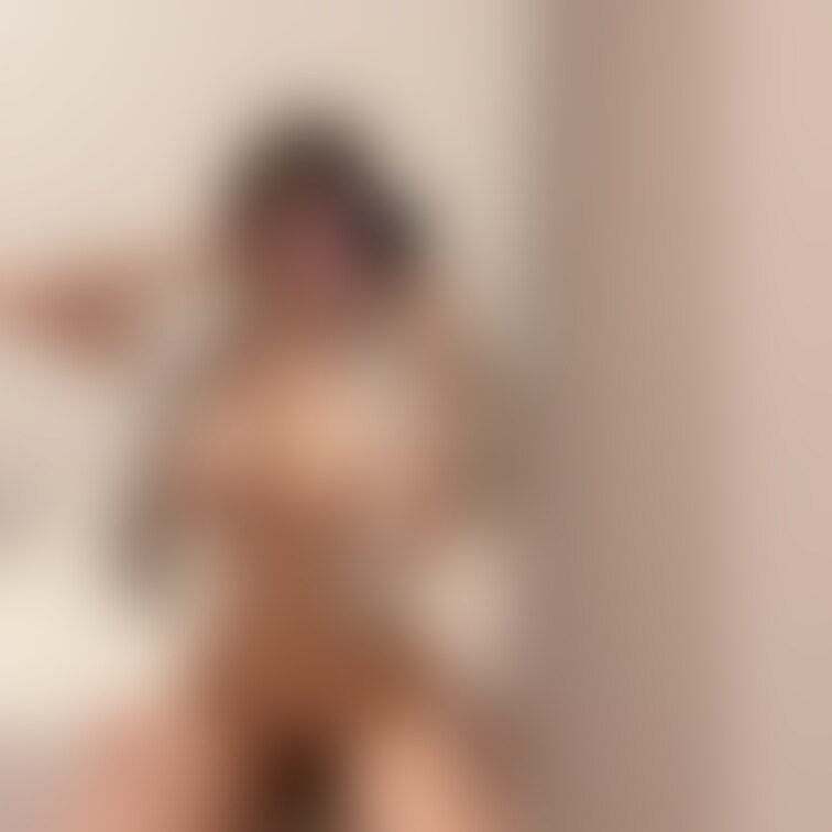 お風呂上がってまだあついから、しばらくこのままでいいかな？
