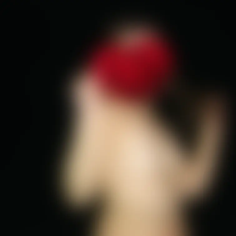 ピチピチがお好みの方には不向きの胸です。この胸にささる方は存分に見せてあげる🌹