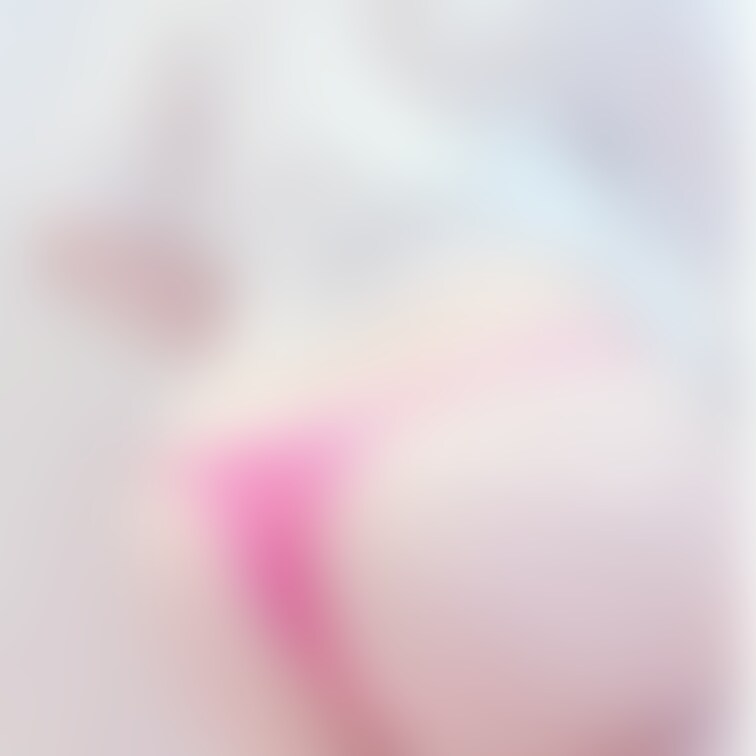 つんつんしてみる？🍑