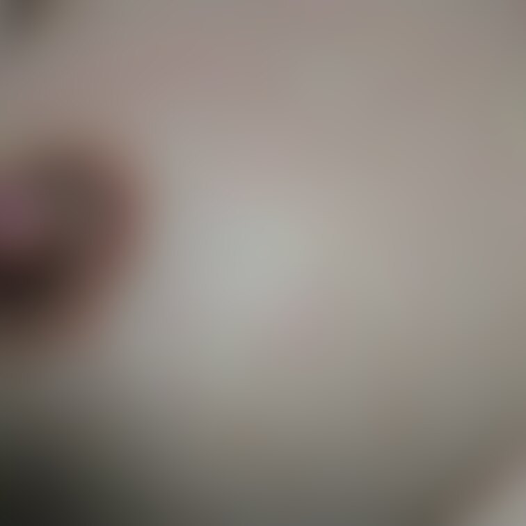 とげとげのパドルでおっぱいを叩くと
こんな痕になります。てんてん。

今度はひっかいてもらおうかな^,,._.,,
