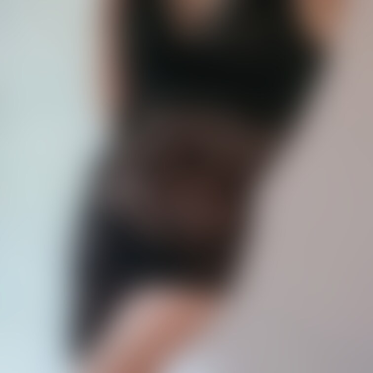まさか隣の奥さんがこんな格好で家事してるとは、思わないよね♡