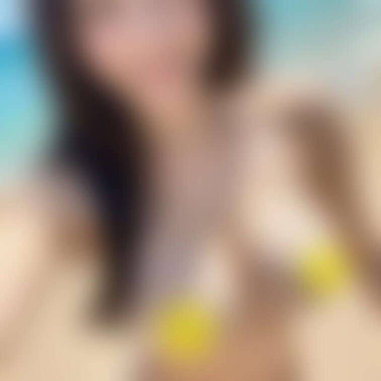 夏の海で秘密のデートしよ・・？