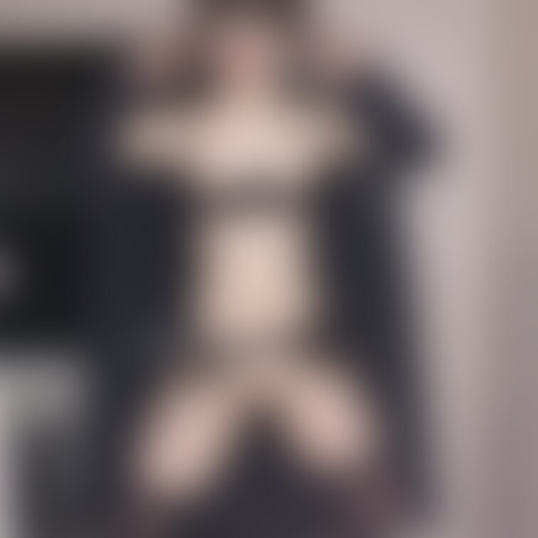 お下品ガニ股ピース✌️💖
クリちゃんビンビンになってる...🥹
《いいね♡》が活動の励みになります🐈⬛
ポチ