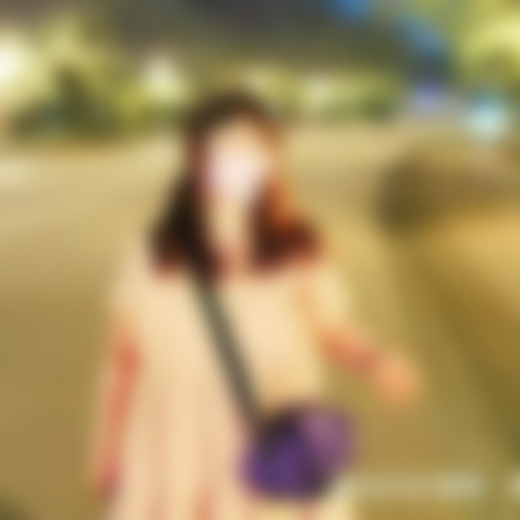 公園のいろんな場所で露出してます。
