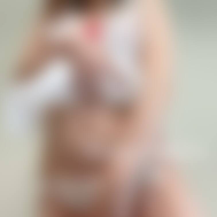 ムラムラしてきて触って…
ピンクの吸うやつでしちゃった🙈💕
▼ 動画はこちら
https://myfans.j