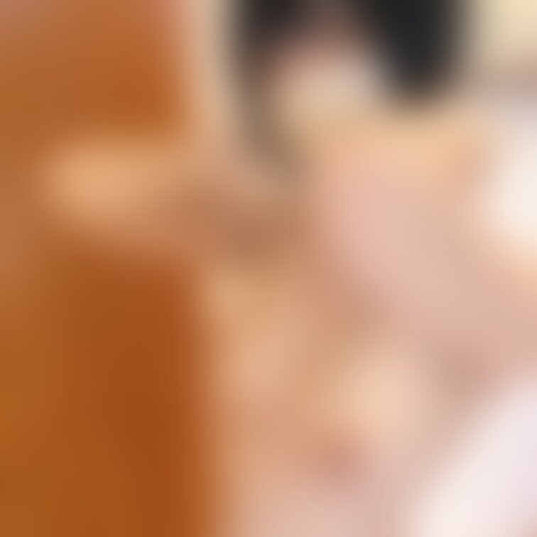 お盆休み終わりで憂鬱になってる人!!
おっぱい見て元気だして🥺