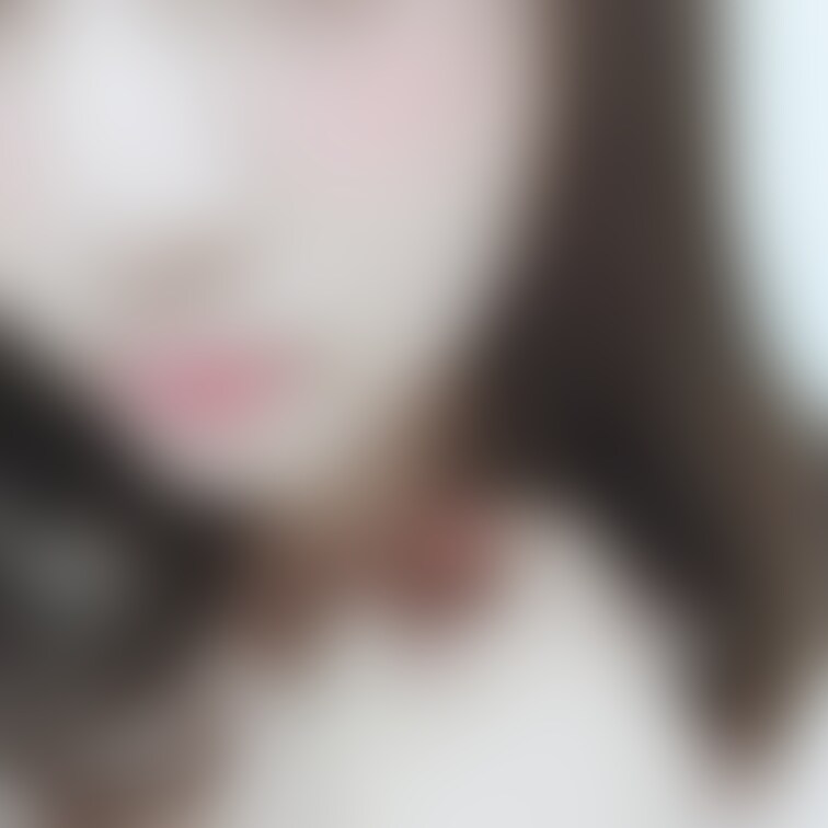 数年前のお顔出し💓

引きこもり気味だったので、今よりも色白かな😳