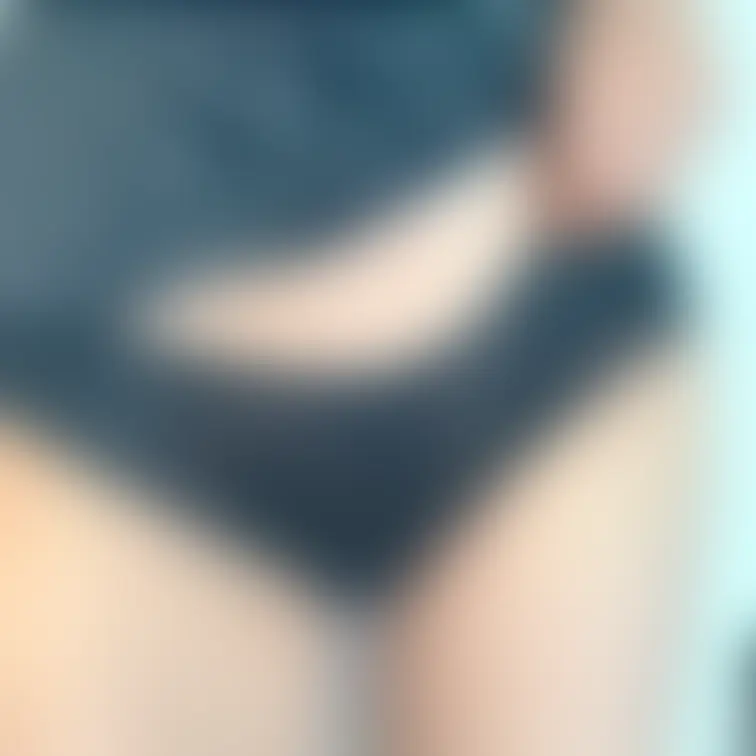 ぽぽぽの今日のパンツです🥰🥰 
 今日は黒のパンツです🥰🥰 
 クロッチ汚れはプラン加入で見れますよ🥰 
 よかっ